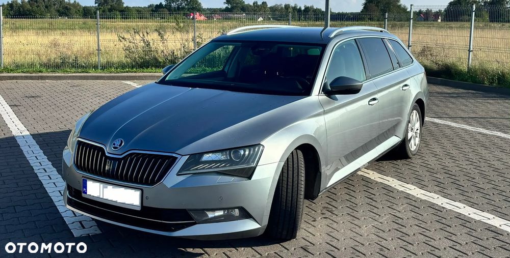 Skoda Superb 2.0 TDI Ambition - 1
