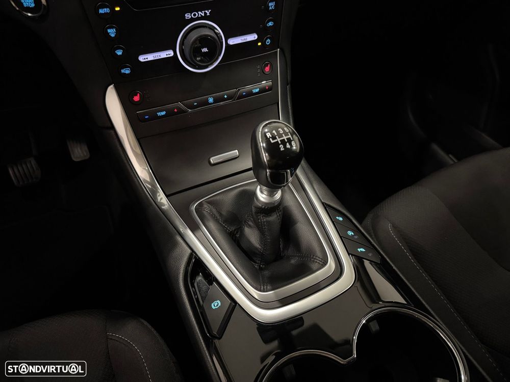 Ford S-Max 2.0 TDCi Titanium - 42