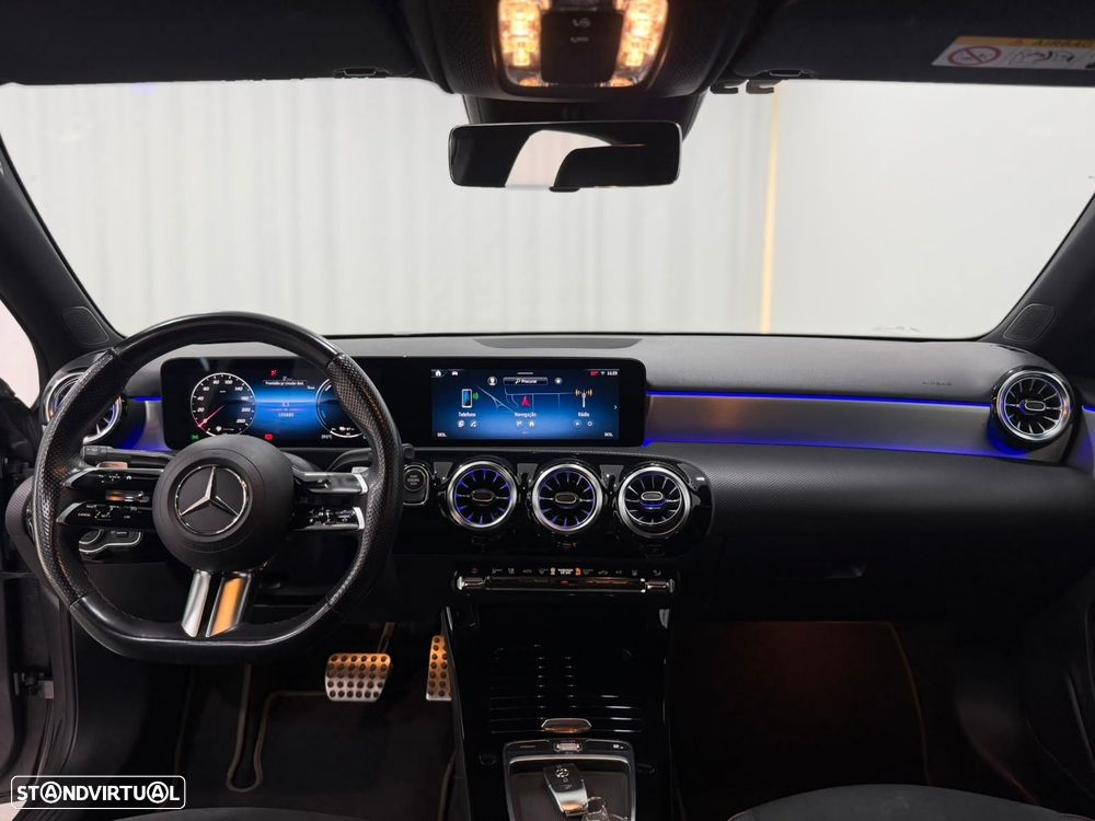 Mercedes-Benz A 250 Limousine e AMG Line - 8