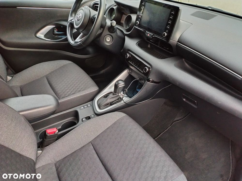 Toyota Yaris 1.5 Comfort CVT - 4