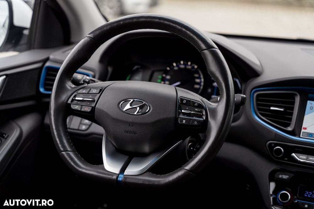 Hyundai IONIQ 141CP Exclusive - 17