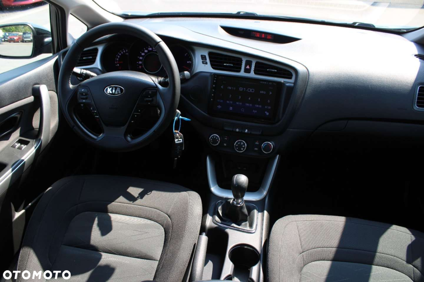 Kia Ceed - 26