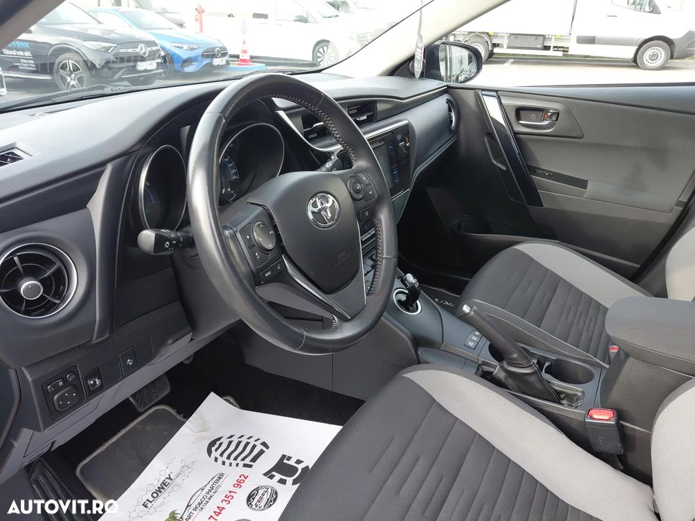 Toyota Auris 1.8 VVT-i Automatik Design Edition - 20