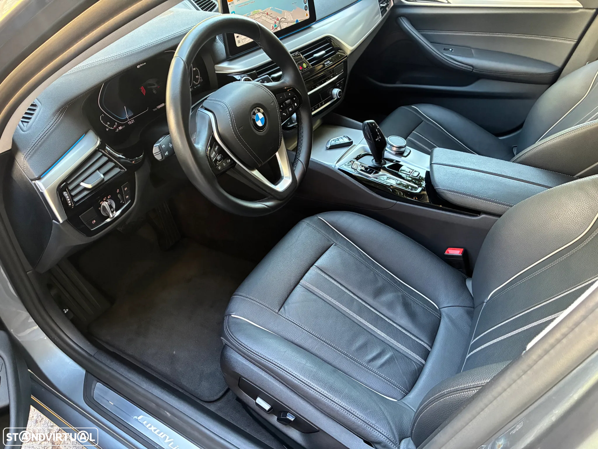 BMW 530 e iPerformance Line Luxury - 14