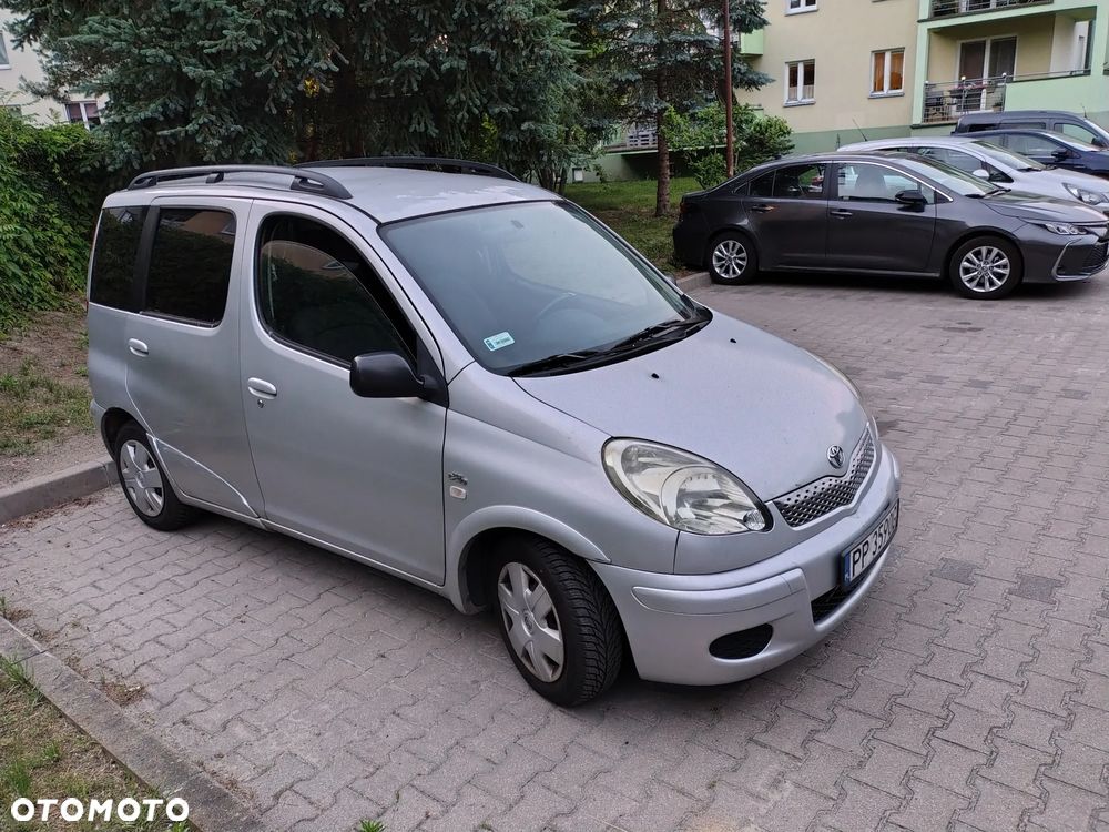 Toyota Yaris Verso 1.4 D-4D Sol - 7