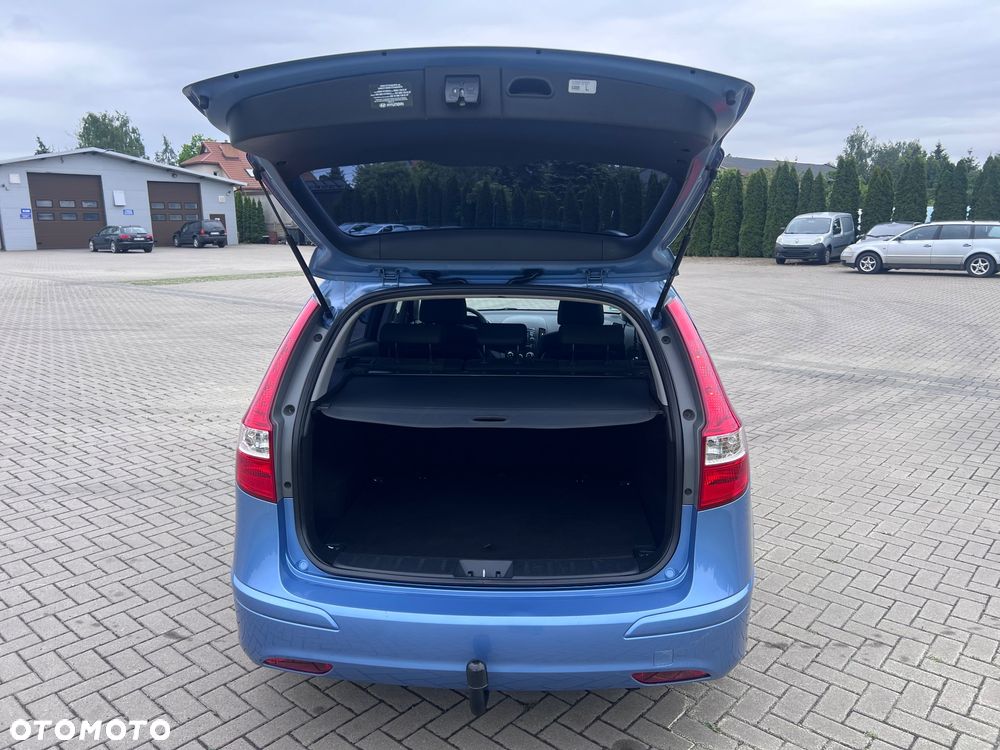 Hyundai i30 1.4 Blue Classic - 14