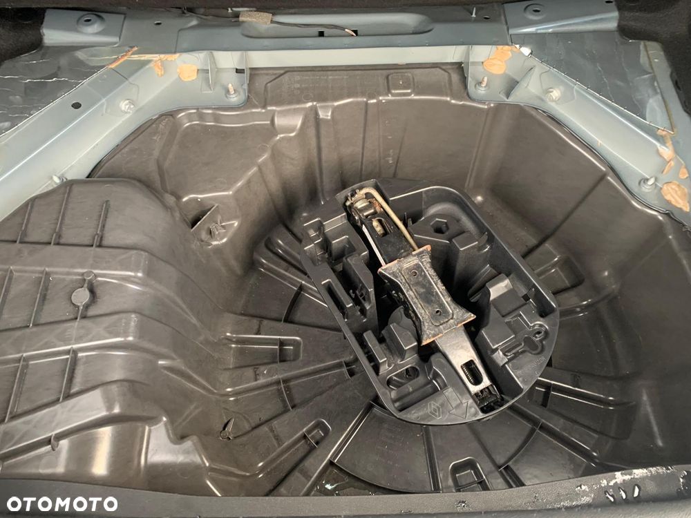 Renault Megane 1.5 dCi Energy Bose EU6 - 28