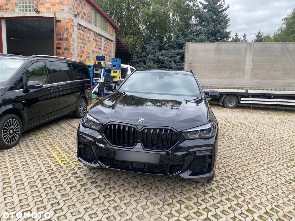 BMW X6 - 10