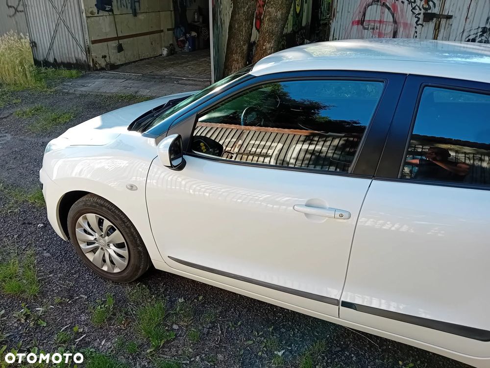 Suzuki Baleno 1.2 Premium - 4