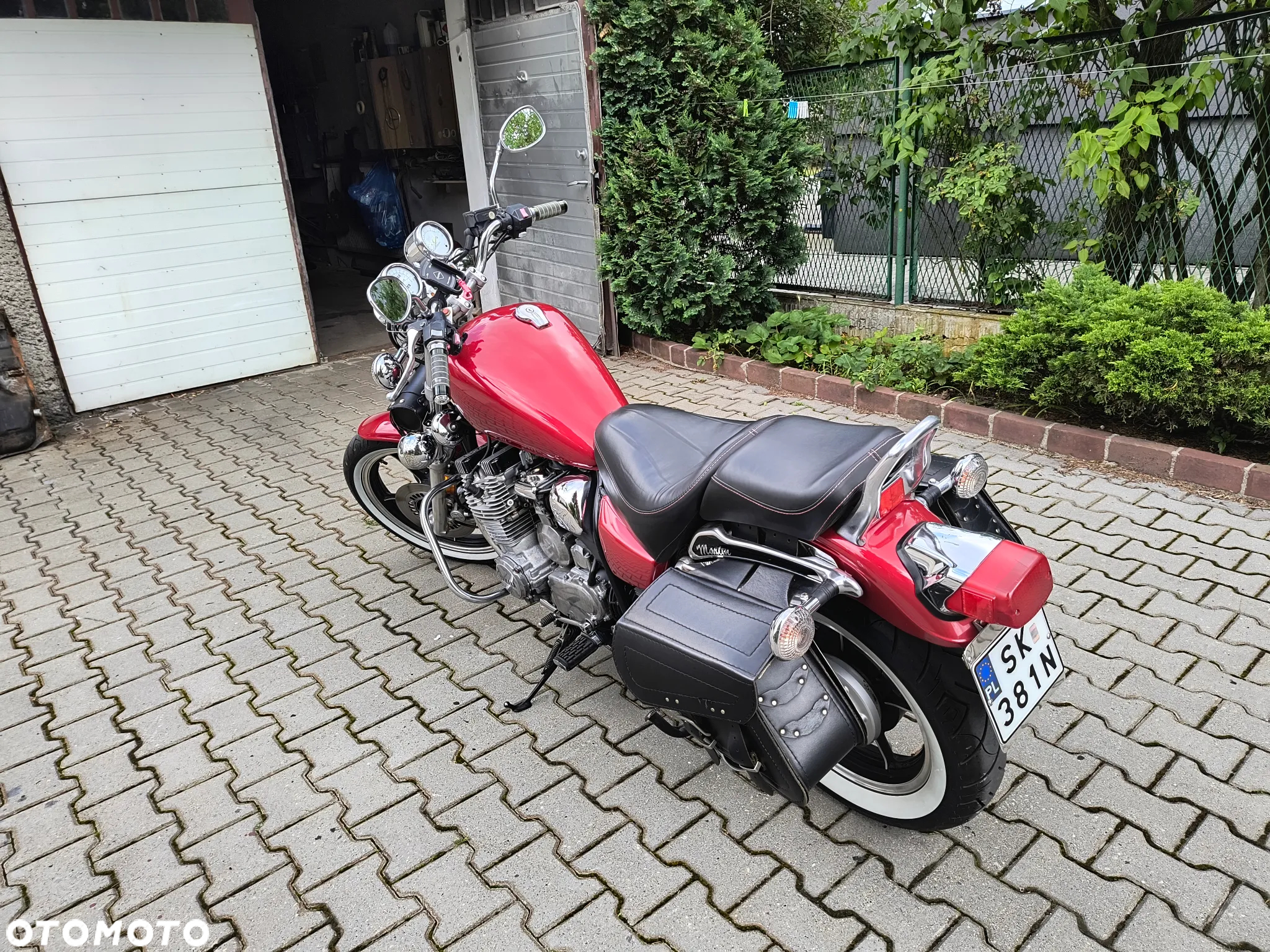 Yamaha XJ - 9