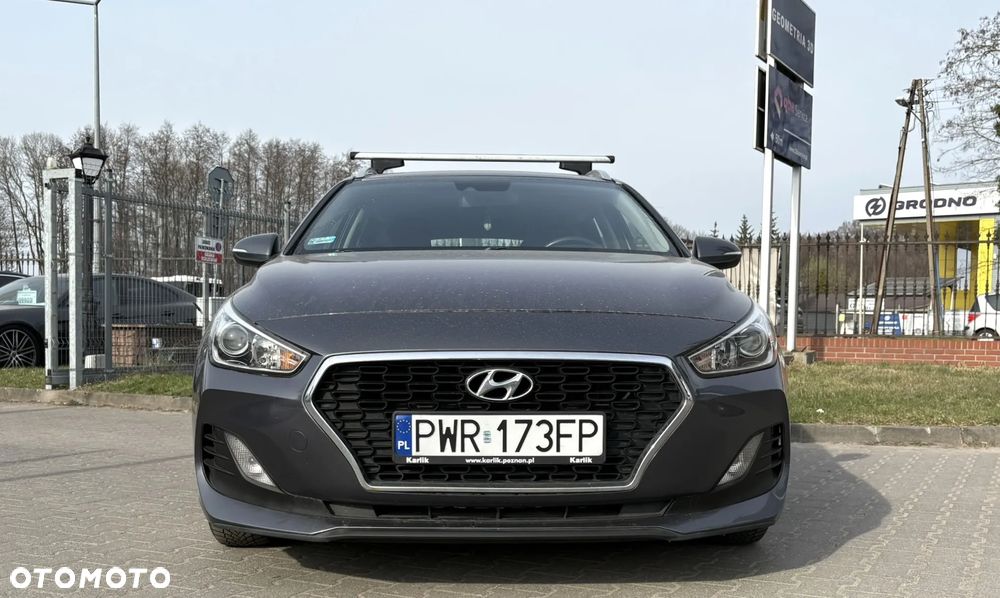 Hyundai i30 1.6 D Classic + - 2