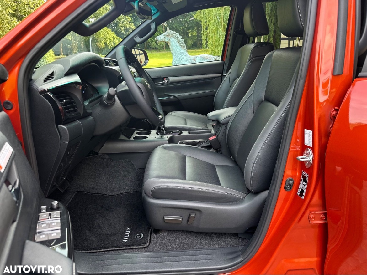 Toyota Hilux 2.8D 204CP 4x4 Double Cab AT Invincible - 19