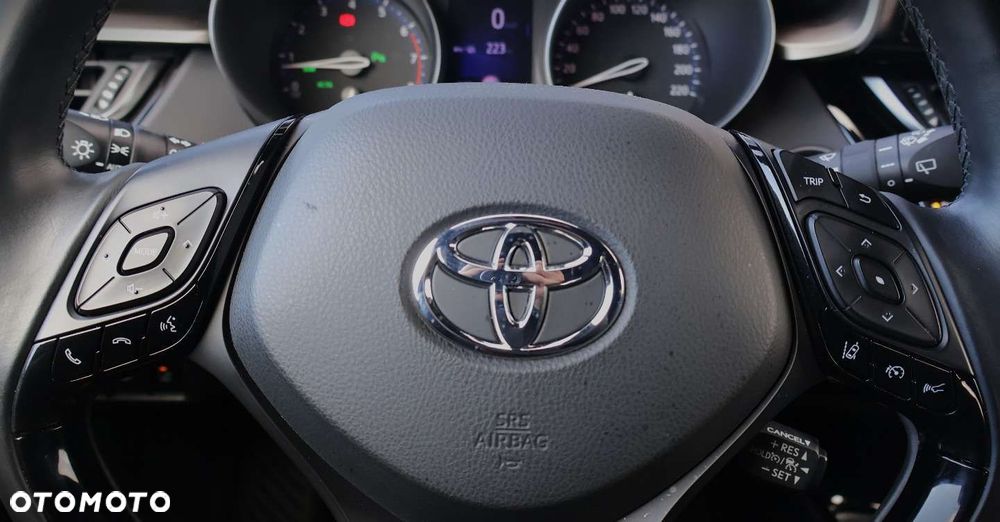 Toyota C-HR - 18