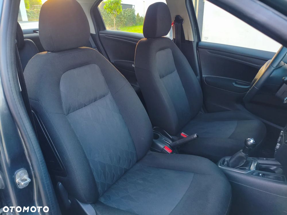 Citroën C-Elysée 1.6 HDi Seduction - 15