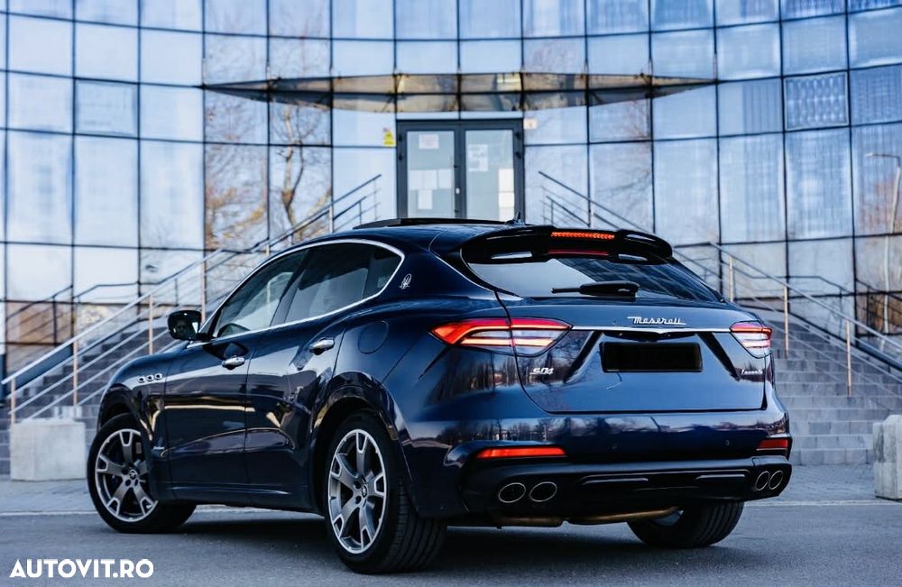 Maserati Levante S Q4 GranSport - 3