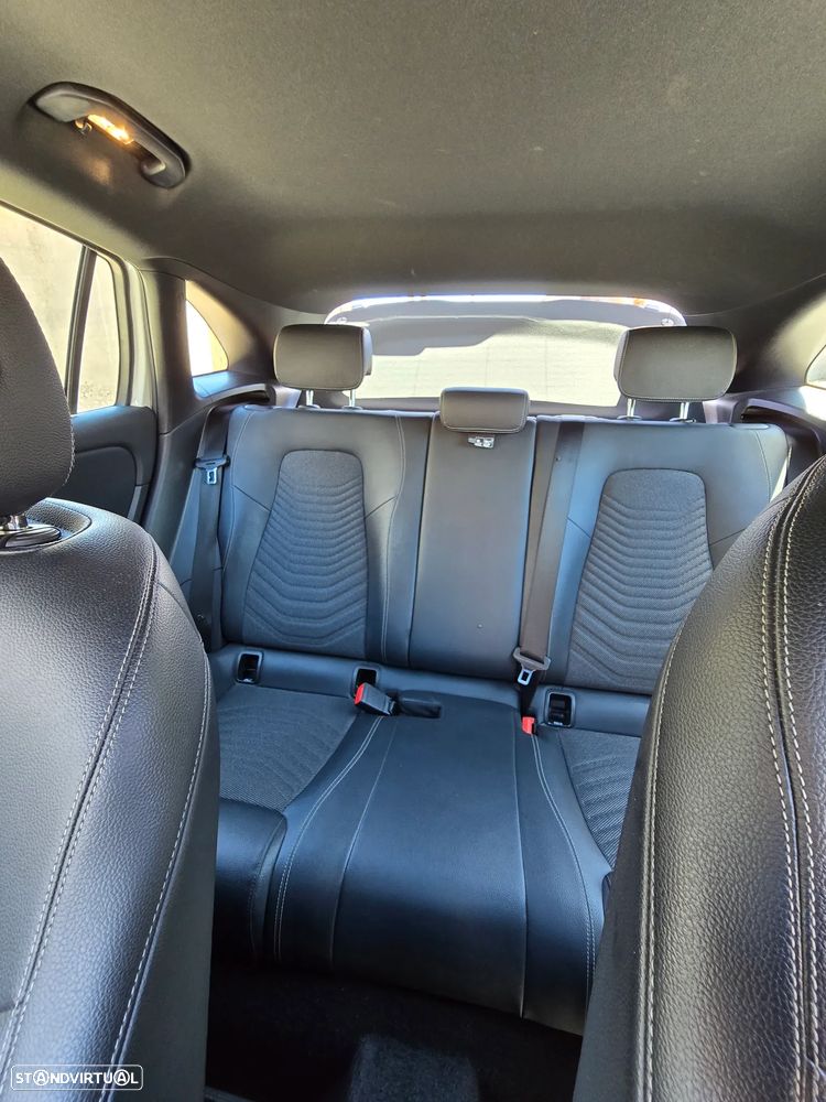 Mercedes-Benz GLA 220 d Style - 14