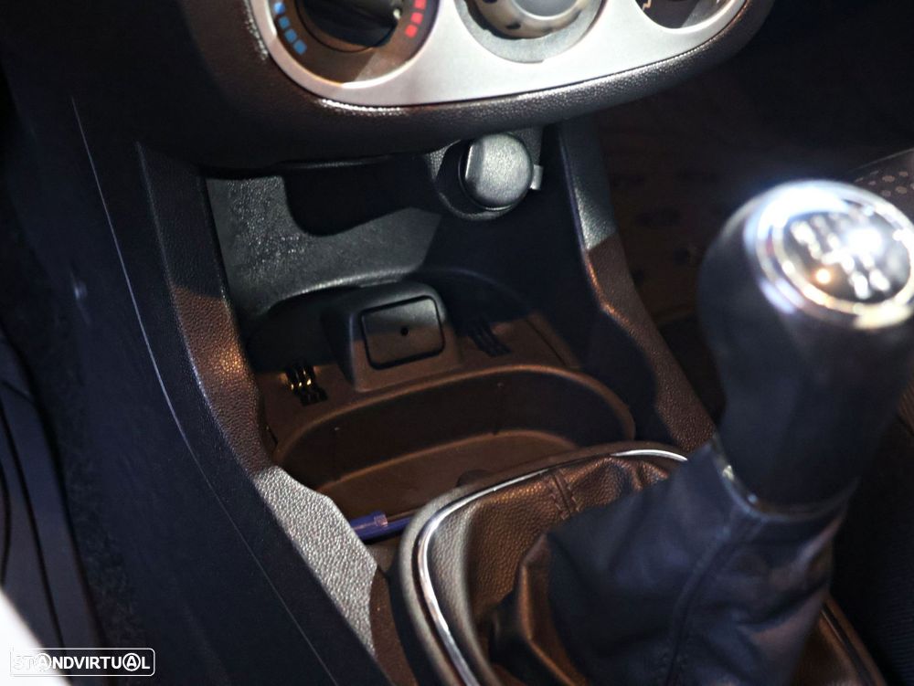 Opel Corsa 1.2 Enjoy - 49