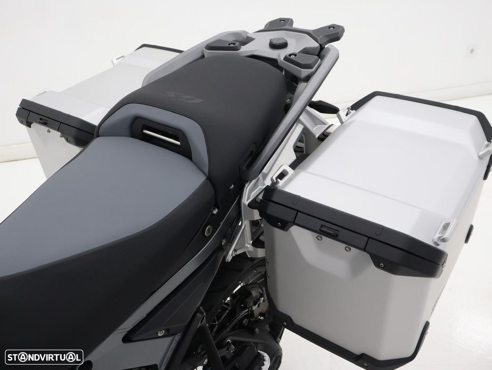 BMW R 1300 GS Adventure Trophy - 7