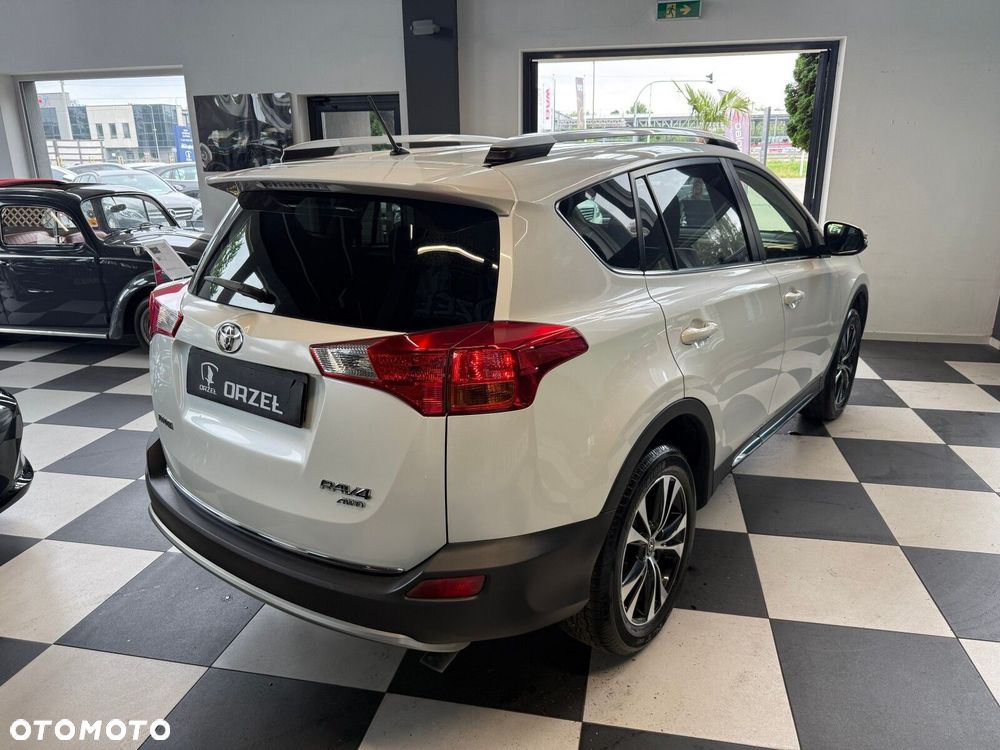 Toyota RAV4 - 5