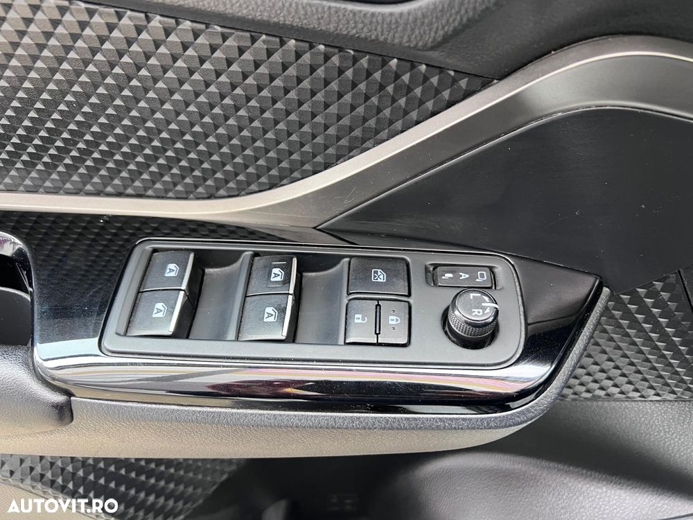 Toyota C-HR - 29