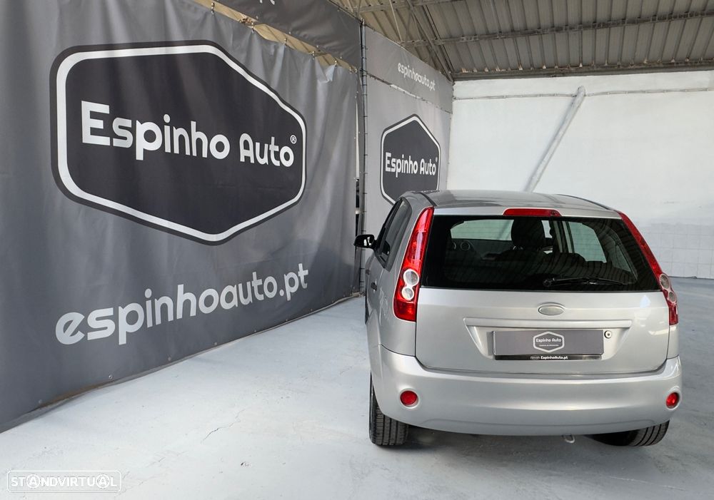 Ford Fiesta 1.25 Ghia - 7