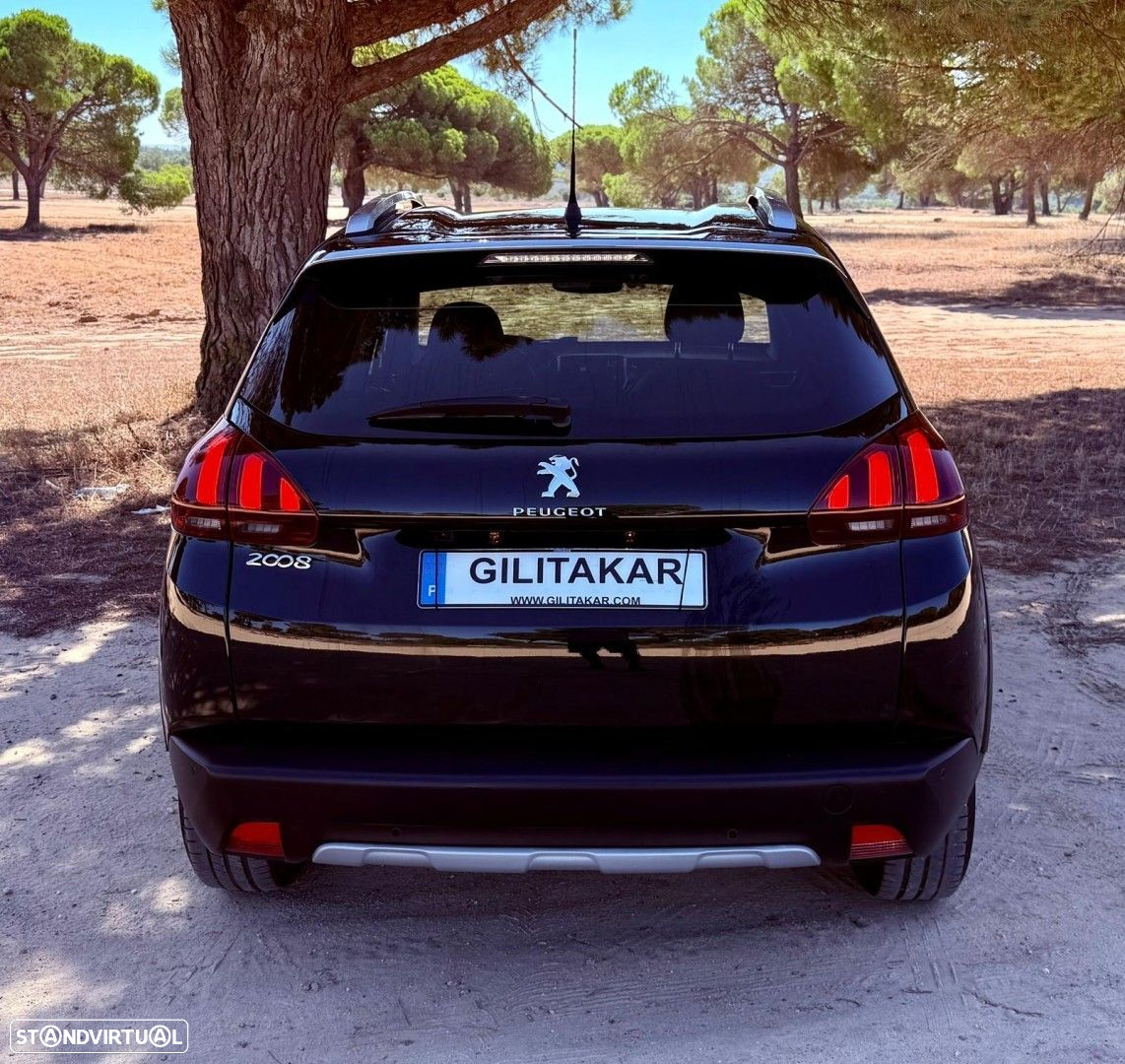 Peugeot 2008 1.2 PureTech Allure - 12
