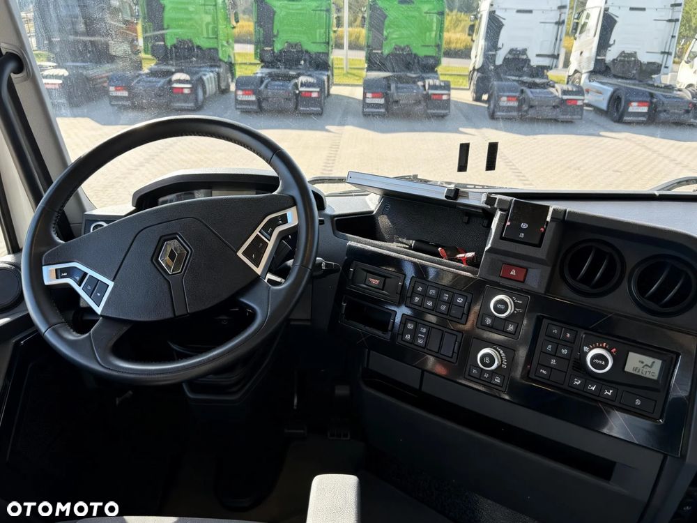 Renault *GWARANCJA* T520 - 17