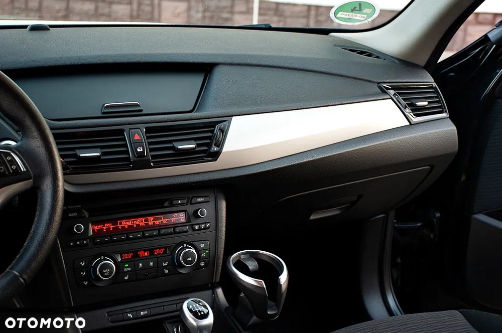 BMW X1 sDrive18i - 31