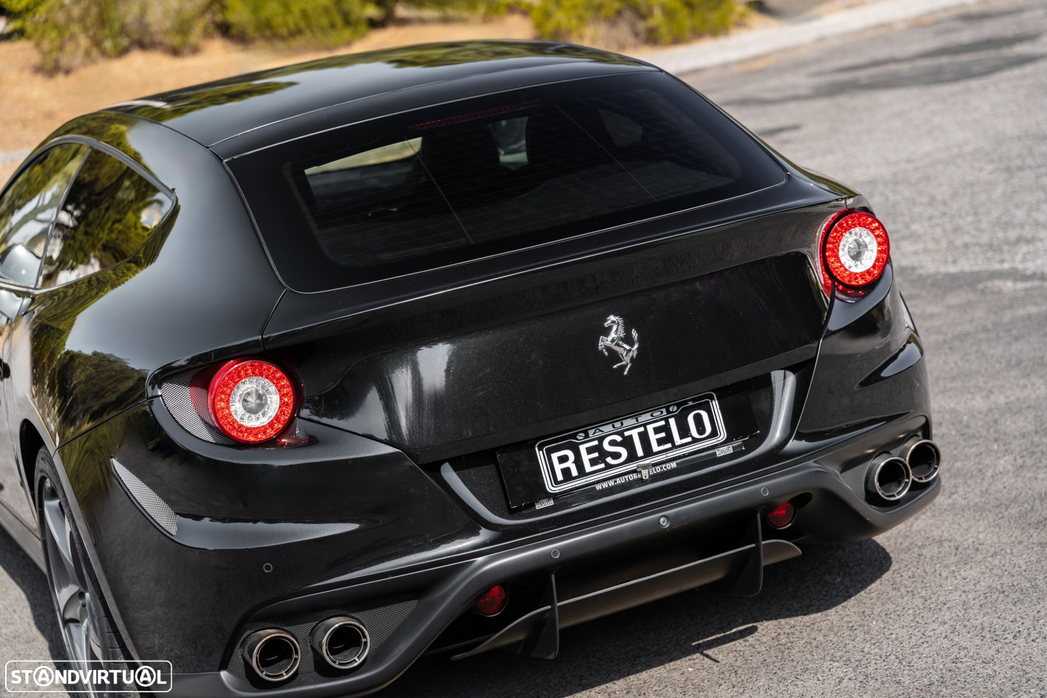 Ferrari FF - 6