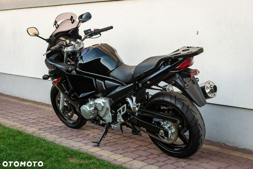 Suzuki GSX - 5