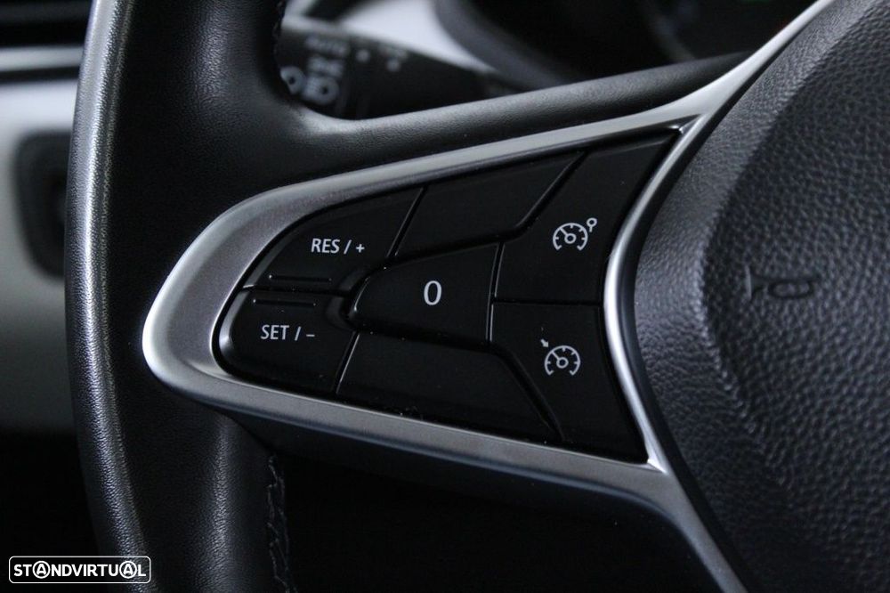 Renault Clio 1.0 TCe Evolution - 22