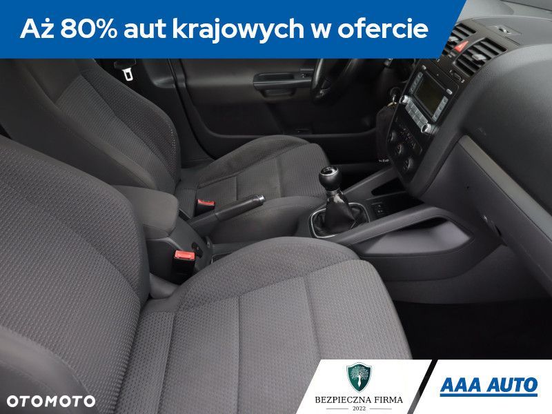 Volkswagen Jetta - 11