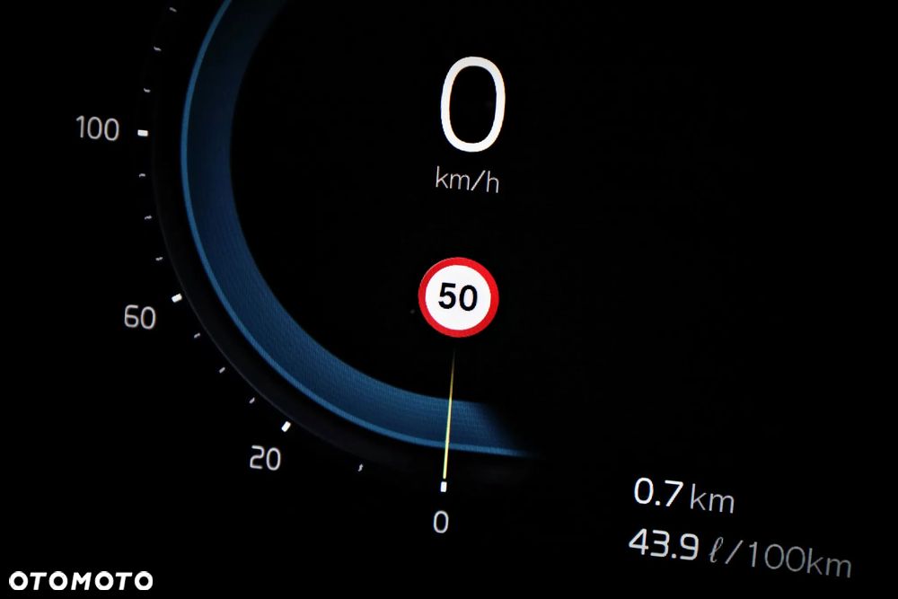 Volvo XC 60 B4 B Core - 31