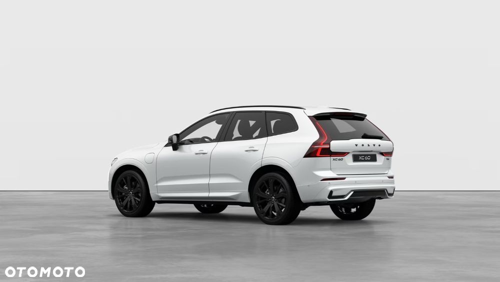 Volvo XC 60 T6 Plug-In Hybrid AWD Plus Black Edition - 3