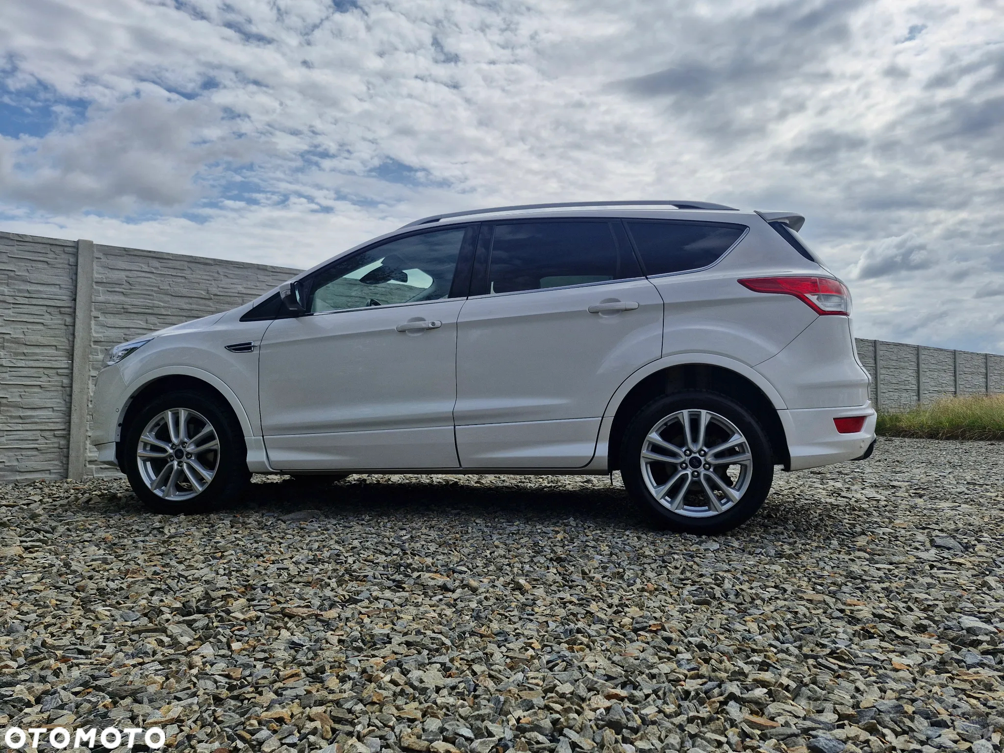 Ford Kuga 2.0 TDCi 4WD Titanium - 11