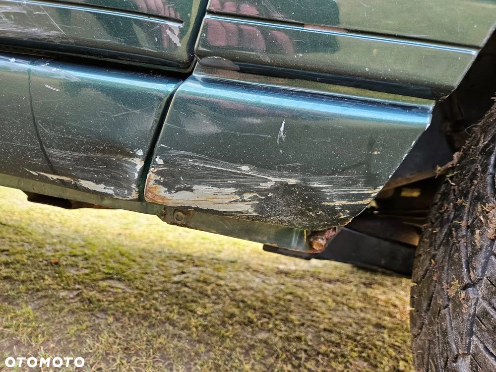 Jeep Grand Cherokee - 31