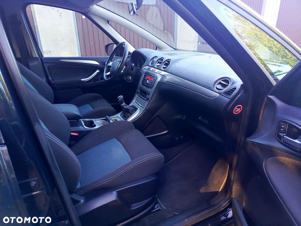Ford S-Max 2.0 Titanium - 26