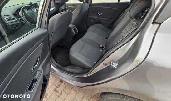 Renault Megane ENERGY dCi 110 Start & Stop Dynamique - 11