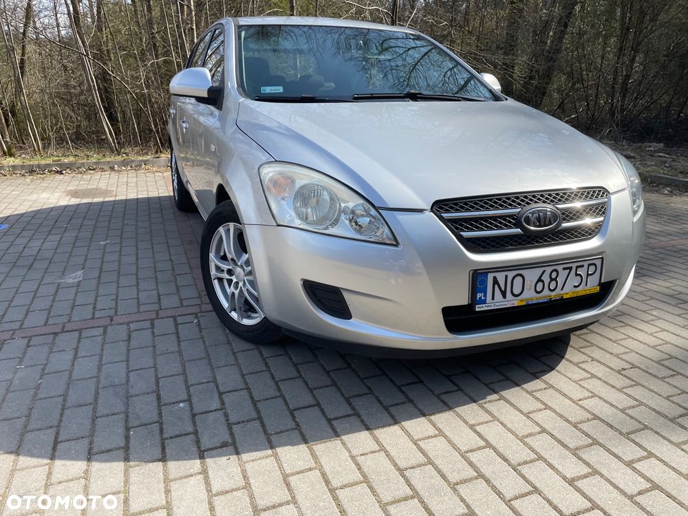 Kia Ceed 1.6 Crdi Comfort - 22
