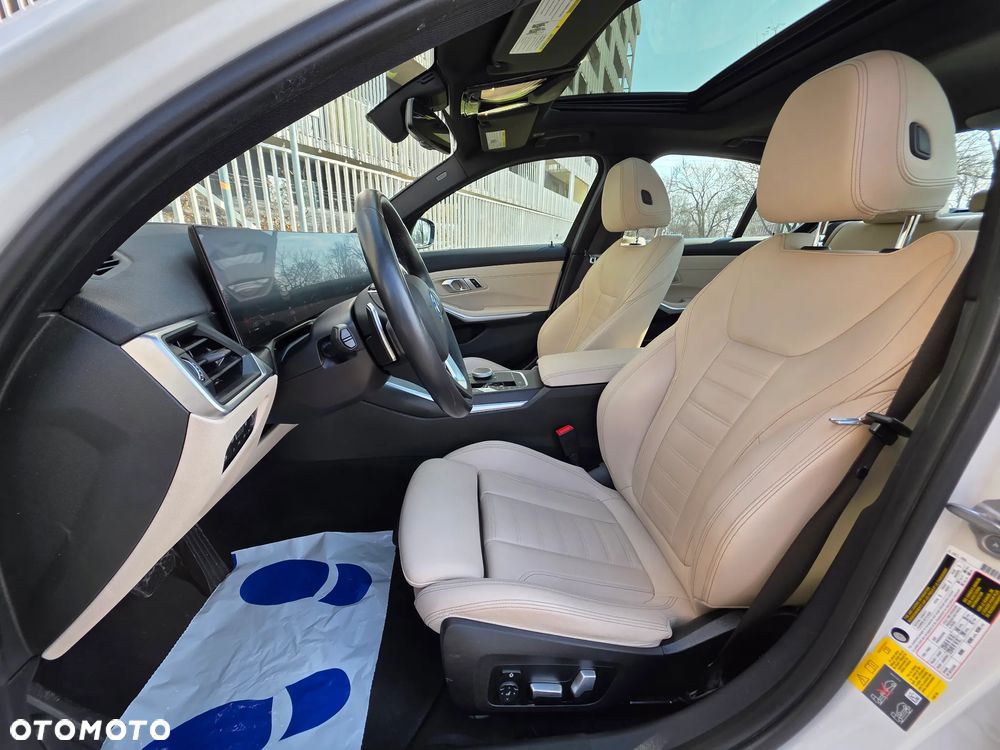 BMW Seria 3 330e xDrive M Sport - 6