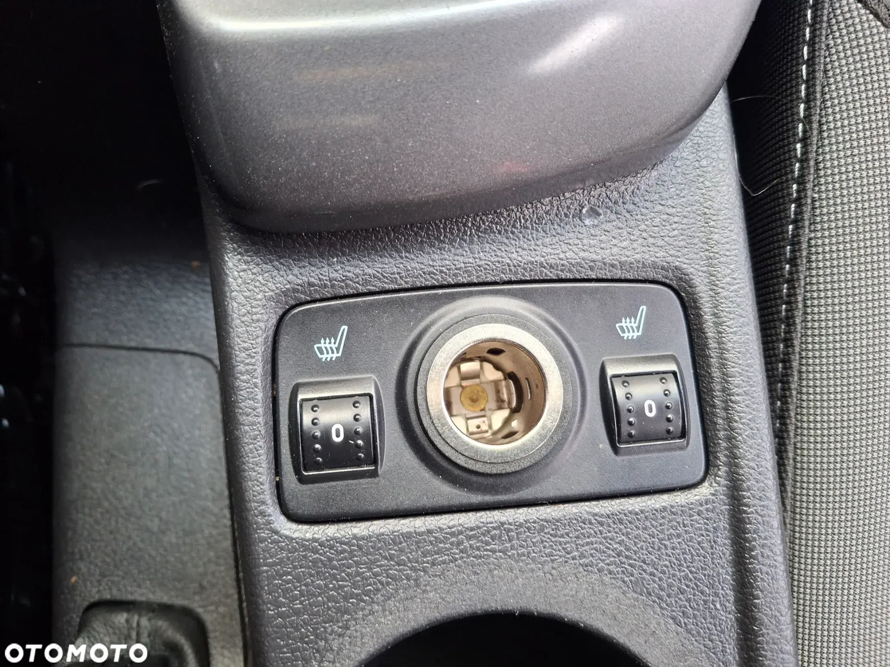 Ford Focus 1.6 Ambiente - 29