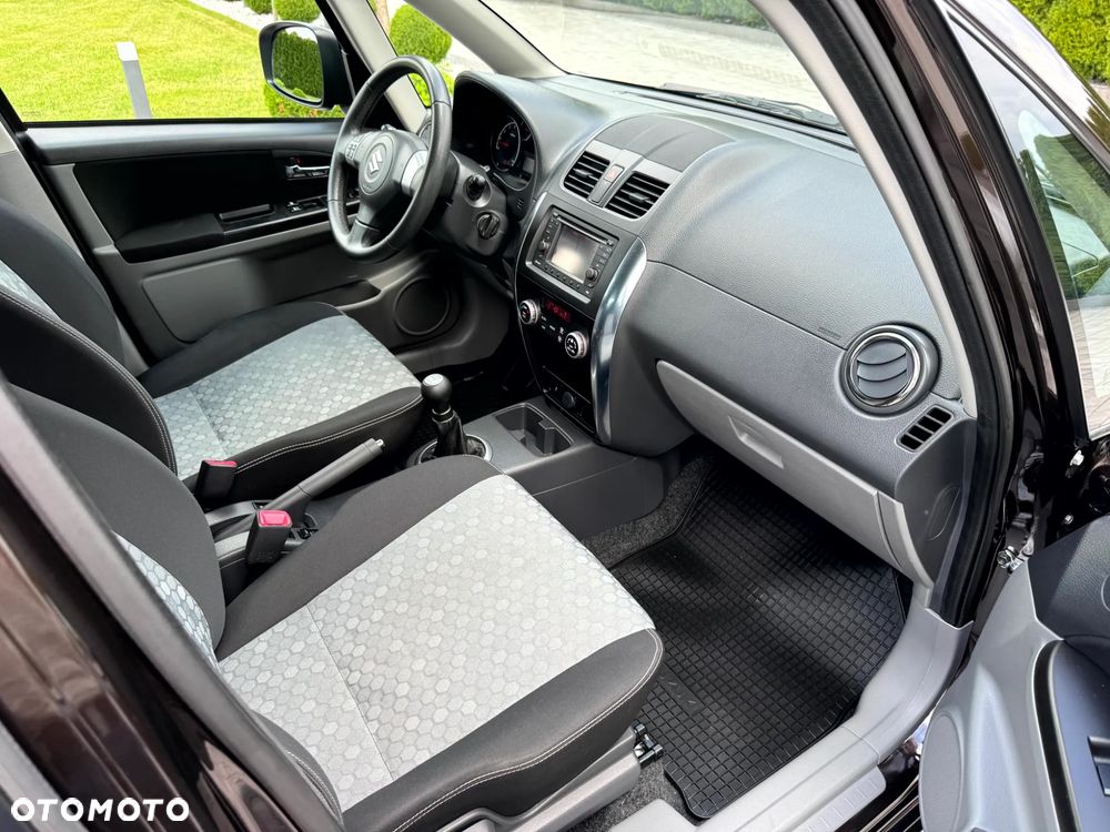 Suzuki SX4 - 11