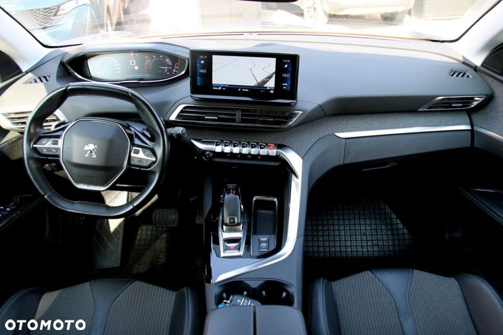 Peugeot 5008 1.5 BlueHDi Allure Pack S&S EAT8 - 18