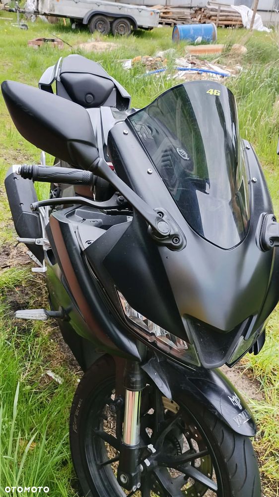Yamaha YZF - 2