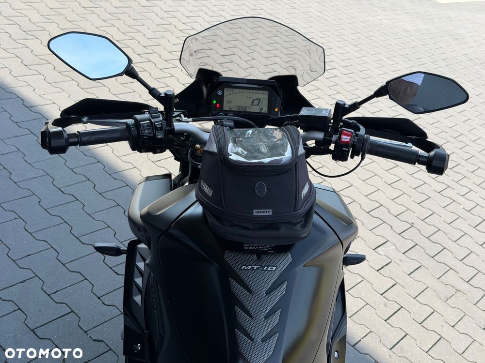 Yamaha MT - 22