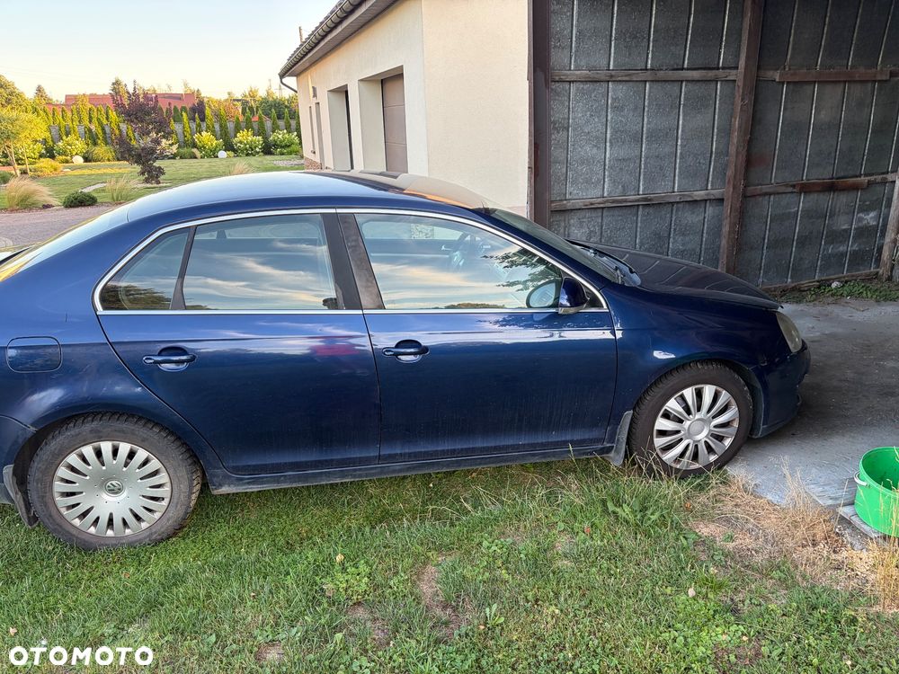 Volkswagen Jetta 1.9 TDI Comfortline - 3