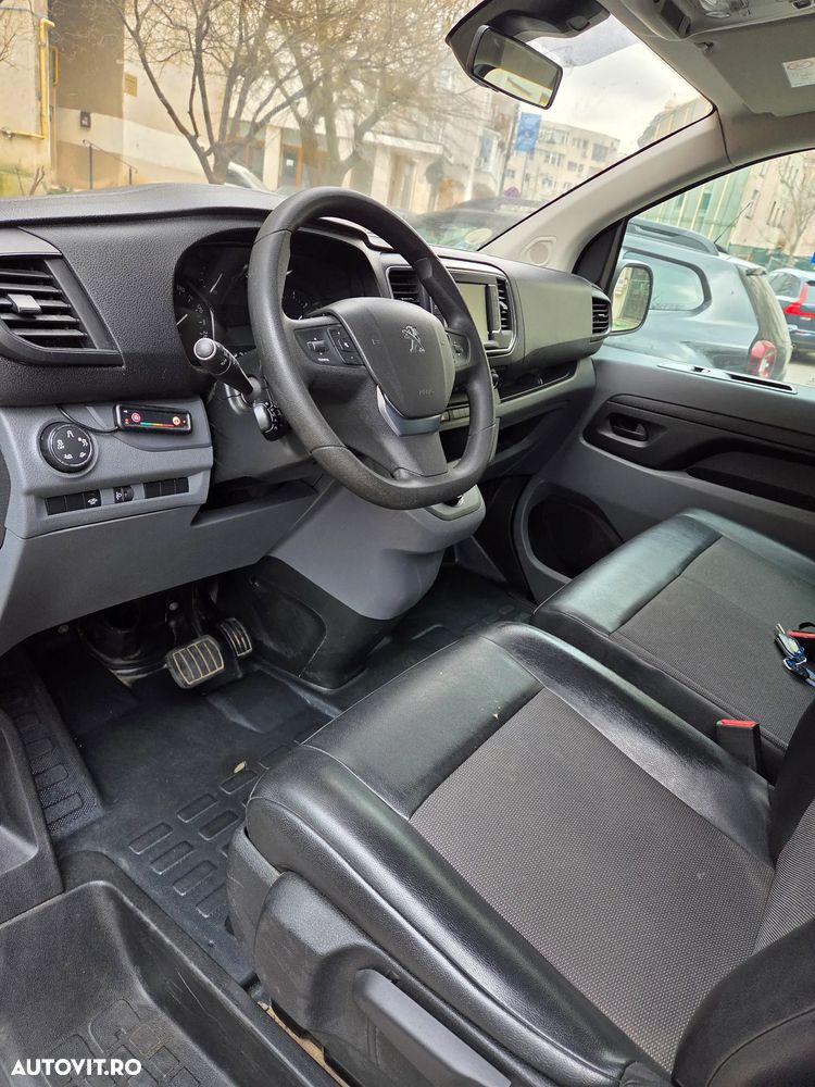 Peugeot Expert 2.0 L2 EAT8 - 8