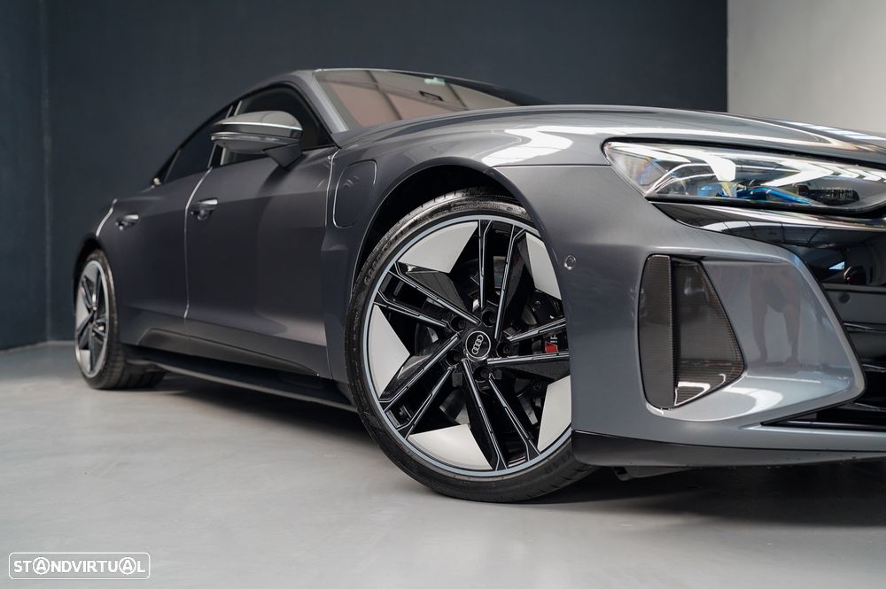 Audi RS e-tron GT quattro - 7
