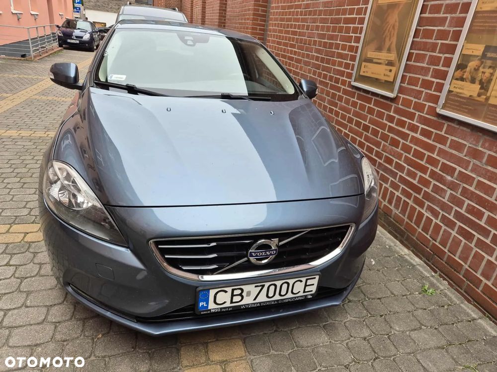 Volvo V40 D3 Momentum - 10