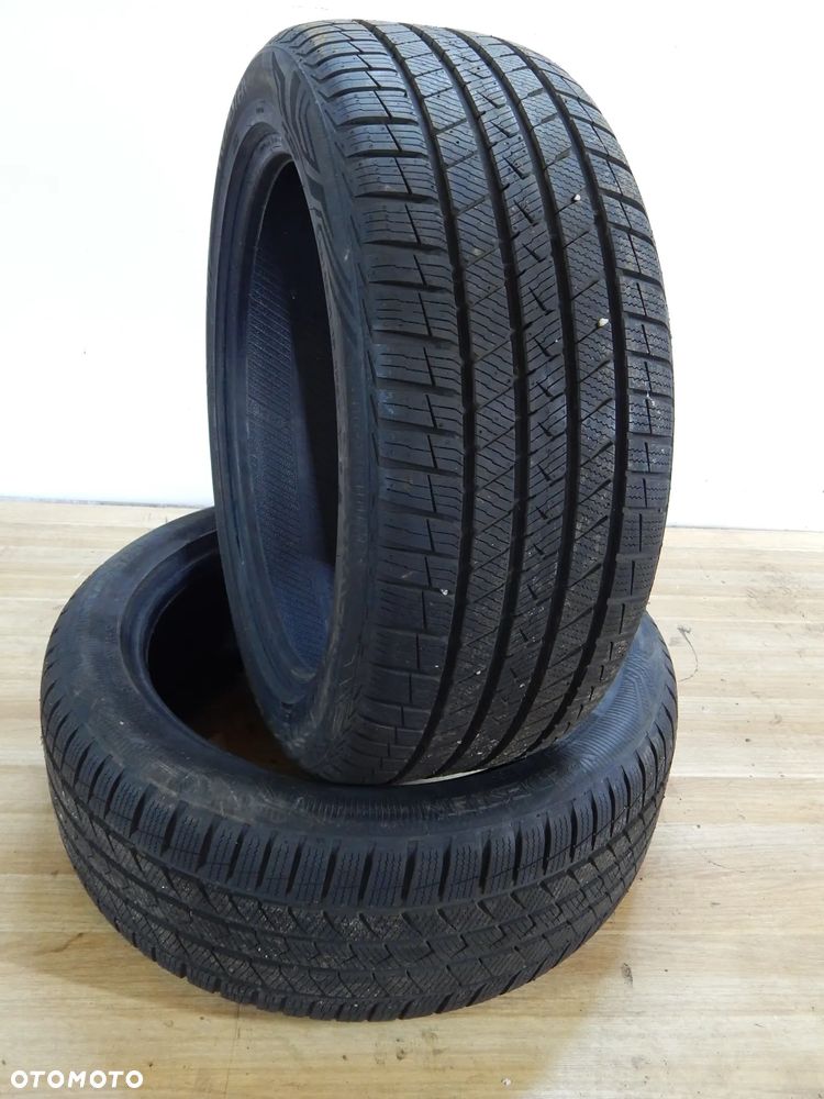 opona opony 2szt 245 / 45 R19 Vredestein Quatrac Pro  rocznik 25 Jak nowe Łuków części - 1